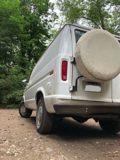 1991 Ford E-Series Van cargo van - photo 11