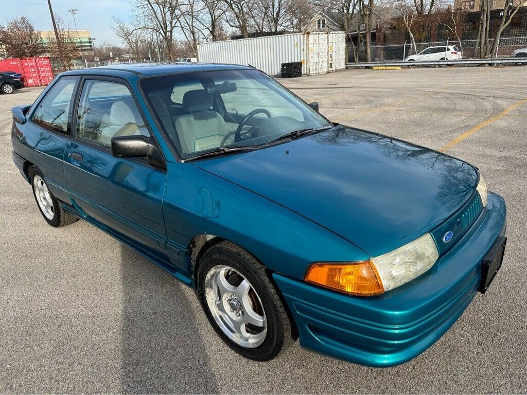 1991 FORD Escort GT - photo 2