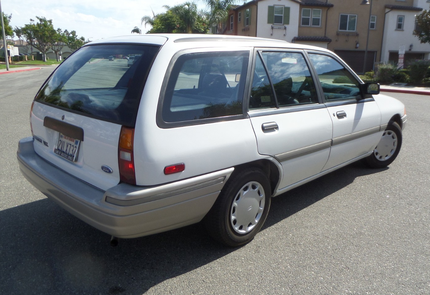 1991 Ford Escort LX Wagon 1-Owner Only 50K Original Miles SWEET RIDE! - photo 4