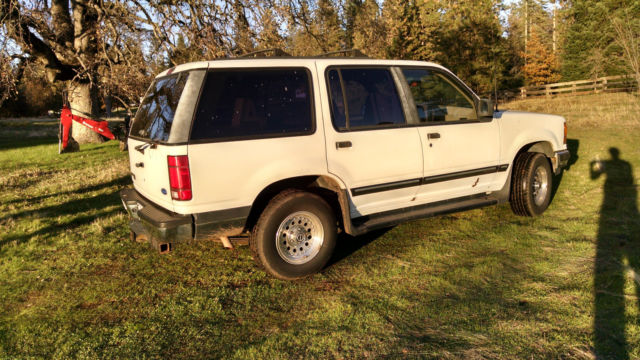 1991 Ford Explorer XLT Sport Utility 4-Door - photo 3