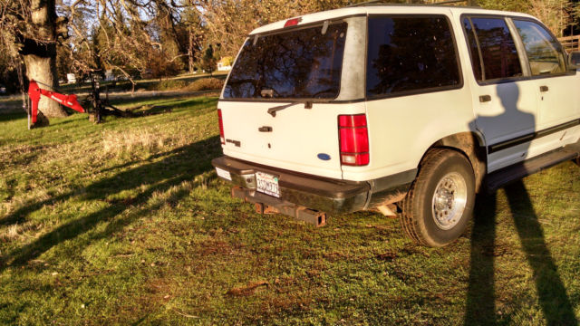 1991 Ford Explorer XLT Sport Utility 4-Door - photo 4