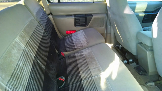 1991 Ford Explorer XLT Sport Utility 4-Door - photo 5