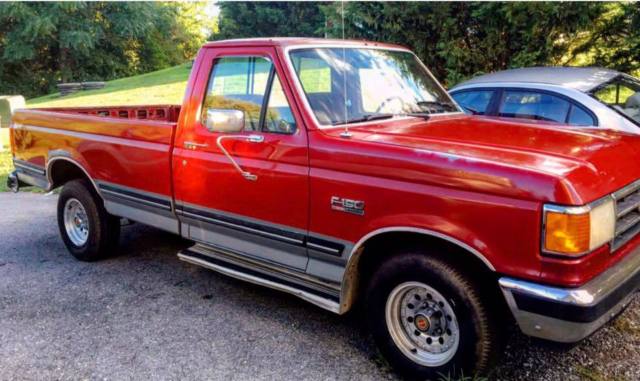 1991 Ford F-150 XLT Standard Cab Pickup 2-Door - photo 4
