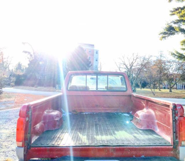 1991 Ford F-150 XLT Standard Cab Pickup 2-Door - photo 6