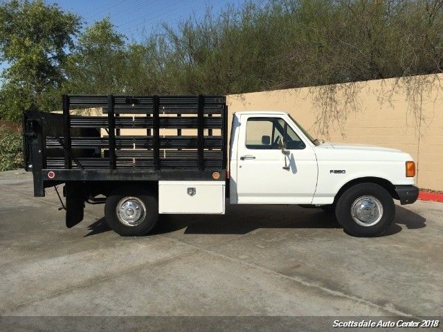1991 Ford F-250 Custom XL, 8' Flat/Stake Bed, Lift Gate - photo 4