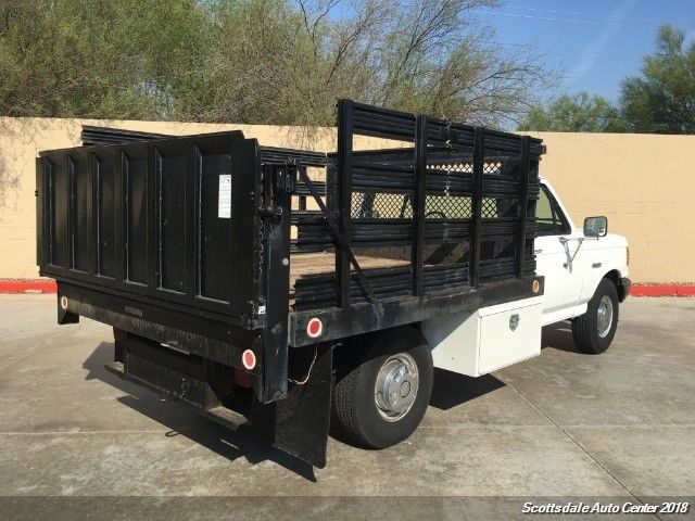 1991 Ford F-250 Custom XL, 8' Flat/Stake Bed, Lift Gate - photo 5