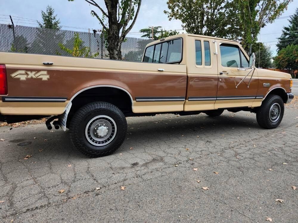 1991 Ford F-250 SUPER CAB XLT LARIAT 4x4 74,531 ORIGINAL MILES - photo 11