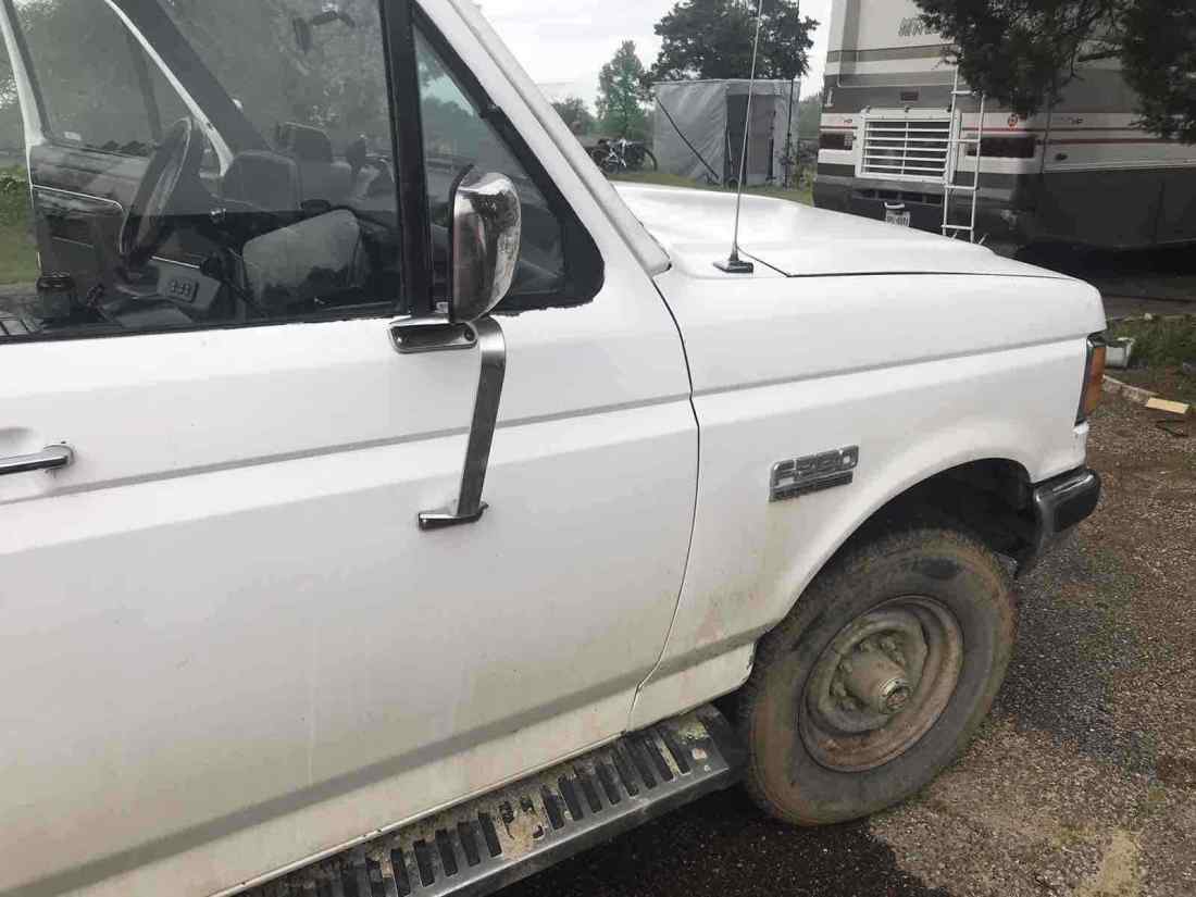 1991 Ford F-250 - photo 6