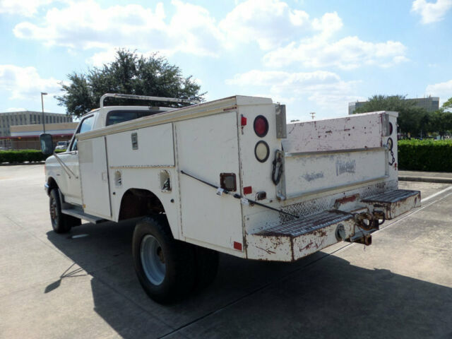 1991 Ford F-350 1991 Ford F-350, Regular Cab 137" 4WD, 7.3L V8,67k - photo 8