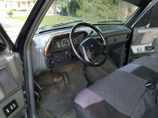 1991 Ford F-150 XLT LARIAT 4X4 SHORT BED 5.8 EFI V8 RUST FREE 4WD - photo 10