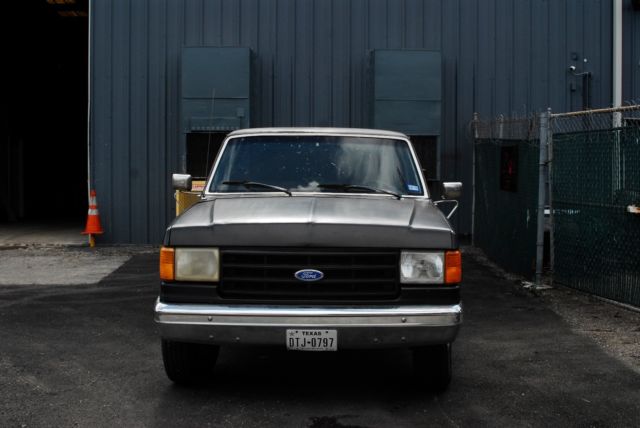1991 Ford F-250 Custom - photo 3