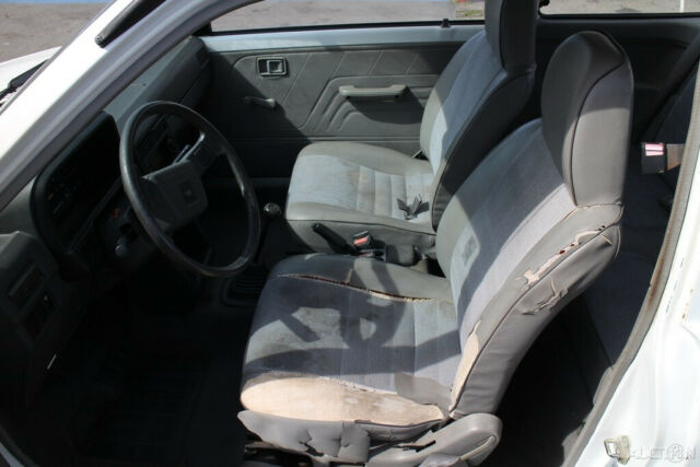 1991 Ford Festiva - photo 10