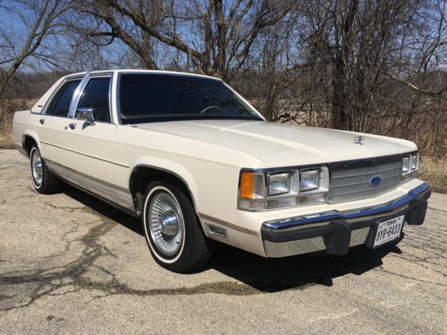 1991 Ford Crown Victoria LX - photo 5