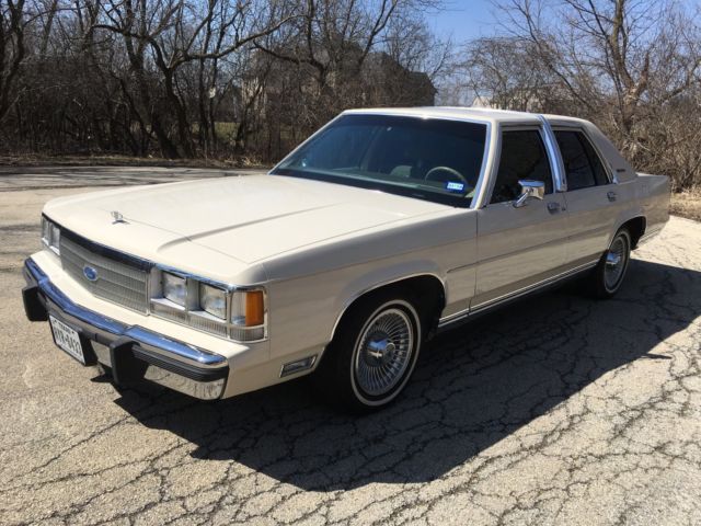 1991 Ford Crown Victoria LX - photo 7