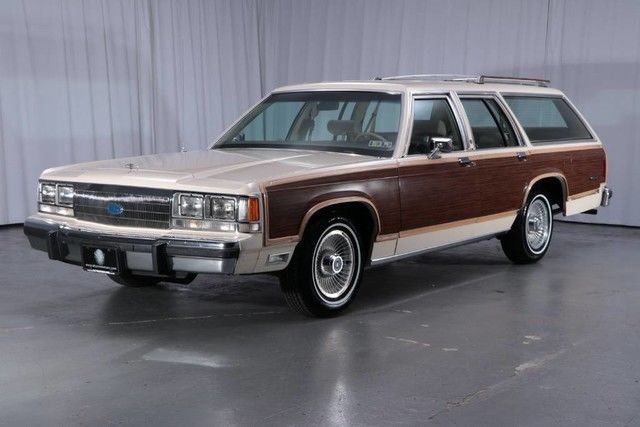 1991 Ford LTD Crown Victoria LX Country Squire - photo 3