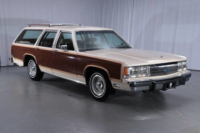 1991 Ford LTD Crown Victoria LX Country Squire - photo 9
