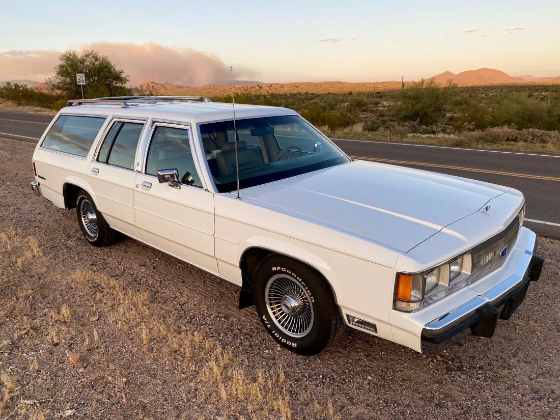 1991 Ford Crown Victoria LTD LX Station Wagon - photo 3