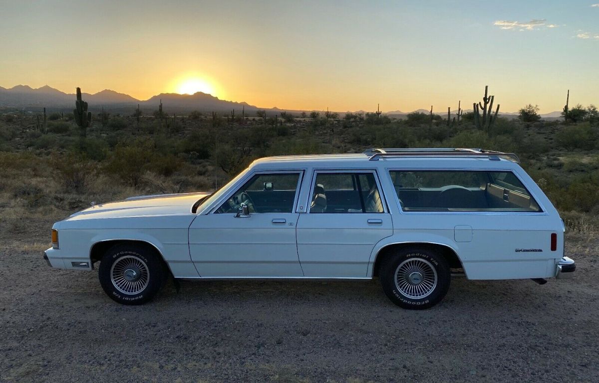 1991 Ford Crown Victoria LTD LX Station Wagon - photo 7