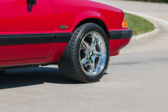 1991 Ford Mustang LX Convertible 2-Door - photo 10