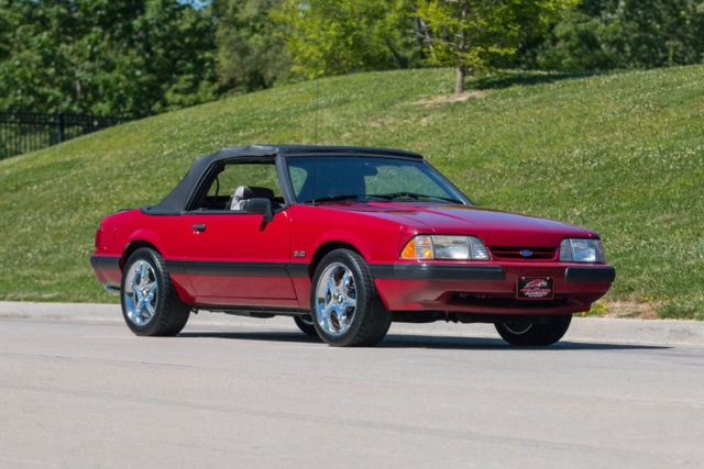 1991 Ford Mustang LX Convertible 2-Door - photo 11