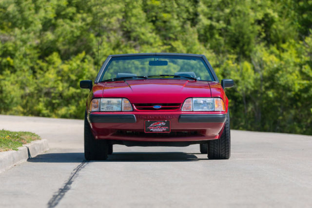 1991 Ford Mustang LX Convertible 2-Door - photo 2