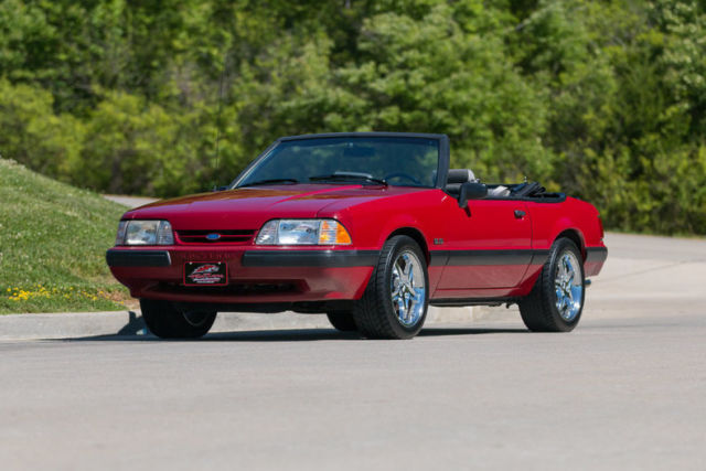 1991 Ford Mustang LX Convertible 2-Door - photo 3