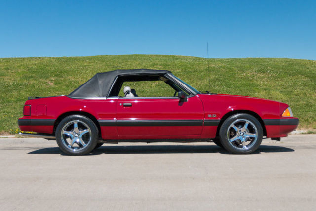 1991 Ford Mustang LX Convertible 2-Door - photo 9