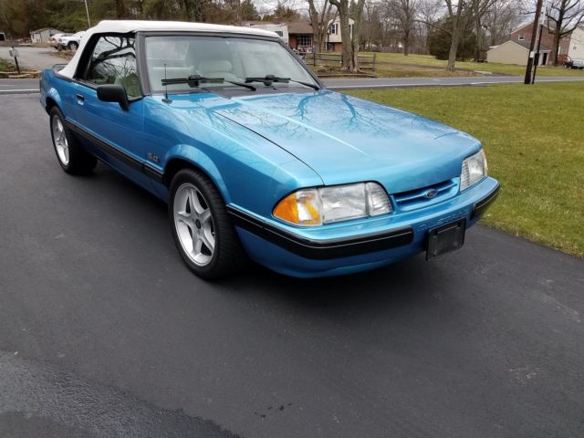 1991 Ford Mustang LX - photo 2