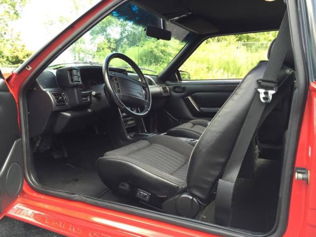1991 Ford Mustang GT - photo 6