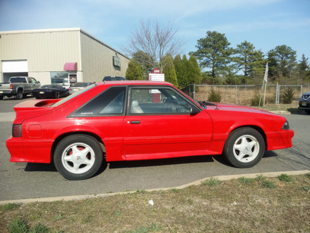 1991 Ford Mustang GT - photo 9