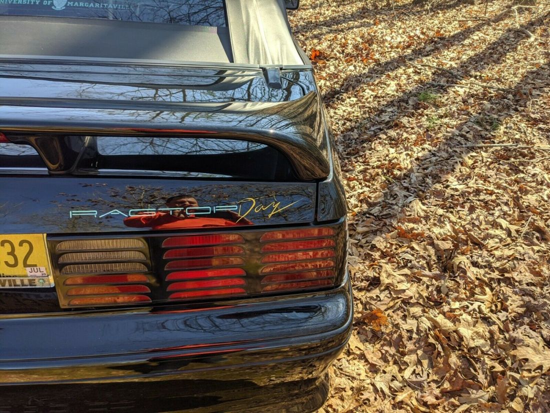 1991 Ford Mustang GT - photo 12