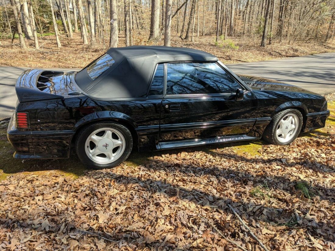 1991 Ford Mustang GT - photo 3