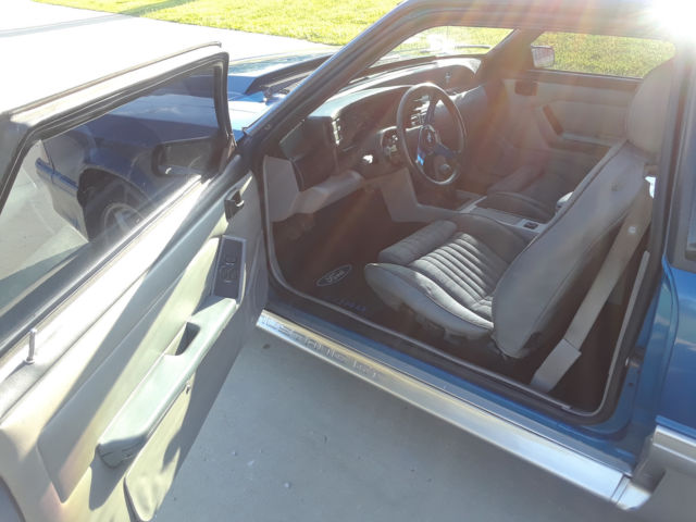 1991 Ford Mustang GT - photo 8