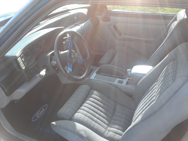 1991 Ford Mustang GT - photo 9