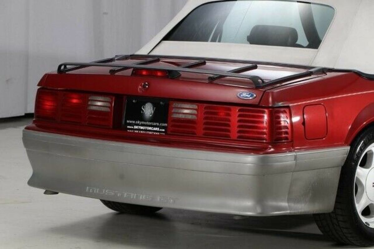 1991 Ford Mustang GT Convertible 5MT - photo 11