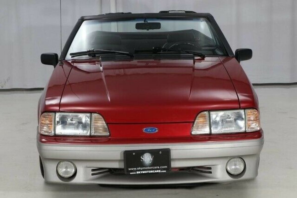 1991 Ford Mustang GT Convertible 5MT - photo 5