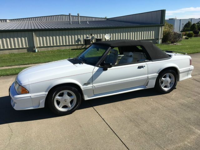 1991 Ford Mustang - photo 6