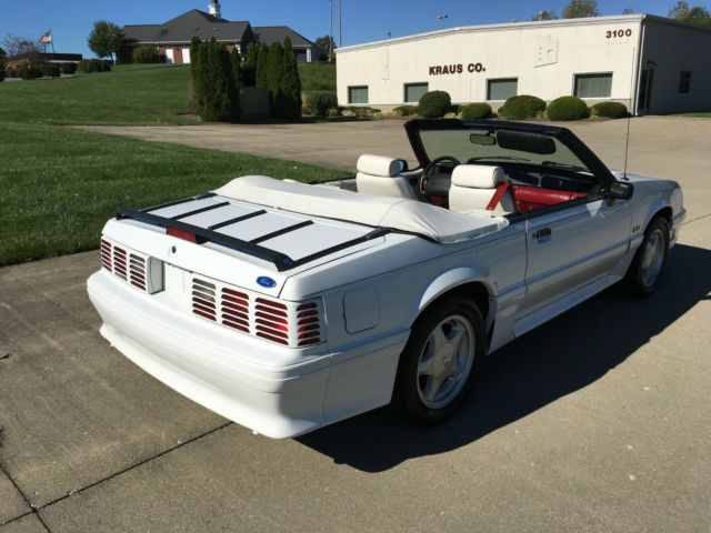 1991 Ford Mustang - photo 8