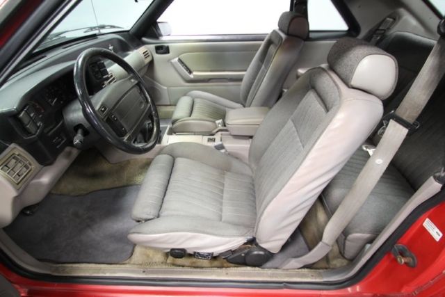 1991 Ford Mustang GT - photo 5