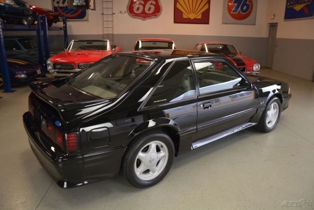 1991 Ford Mustang GT - photo 6