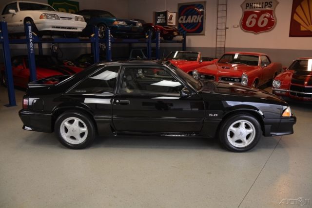 1991 Ford Mustang GT - photo 7