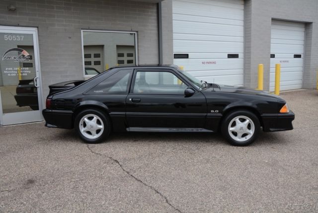 1991 Ford Mustang GT - photo 8