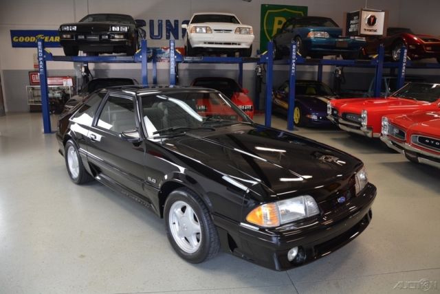 1991 Ford Mustang GT - photo 9
