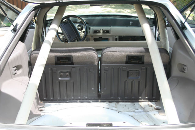 1991 Ford Mustang GT - photo 11