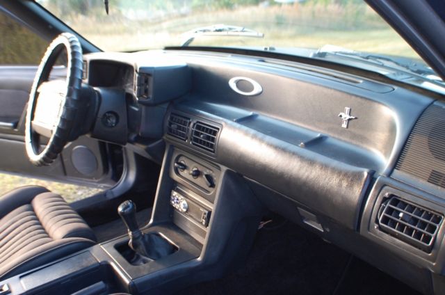 1991 Ford Mustang - photo 11