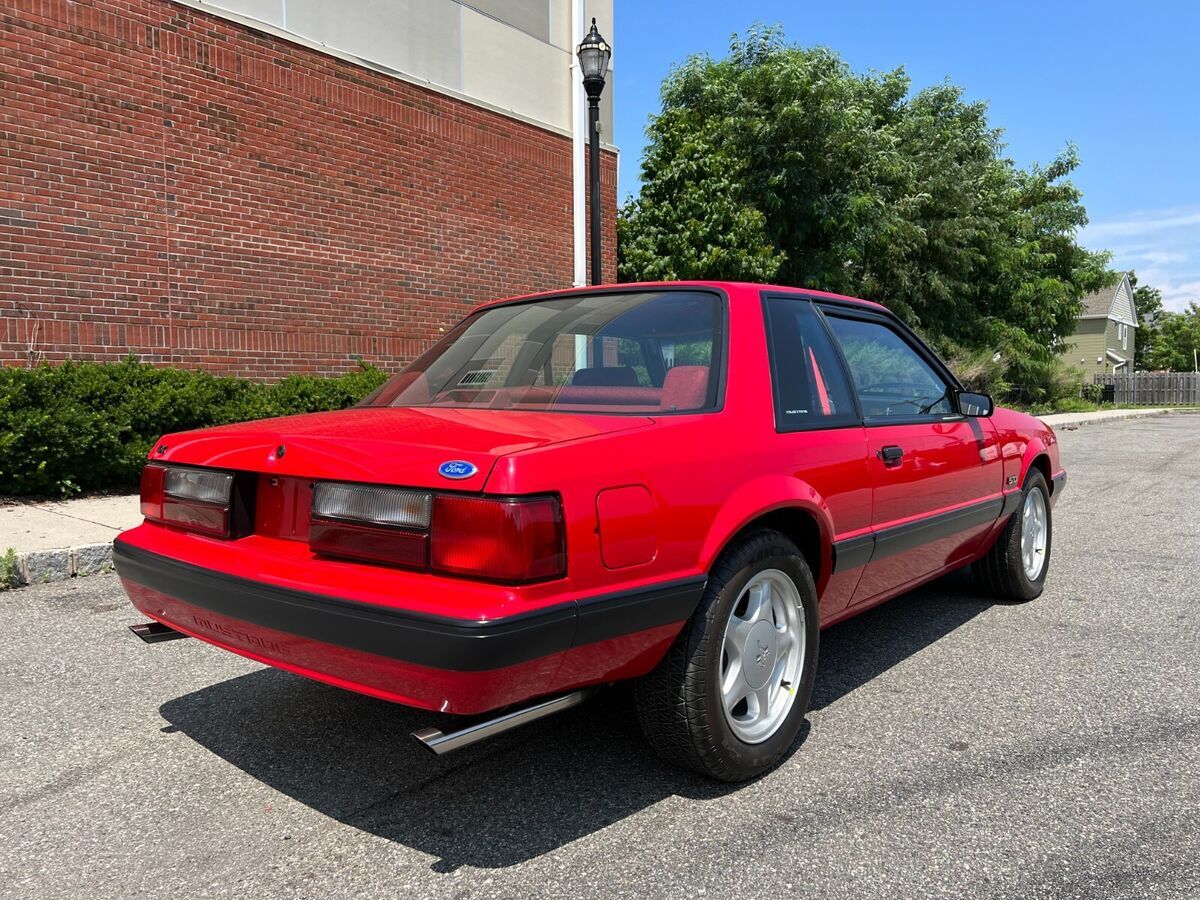1991 Ford Mustang LX - photo 3