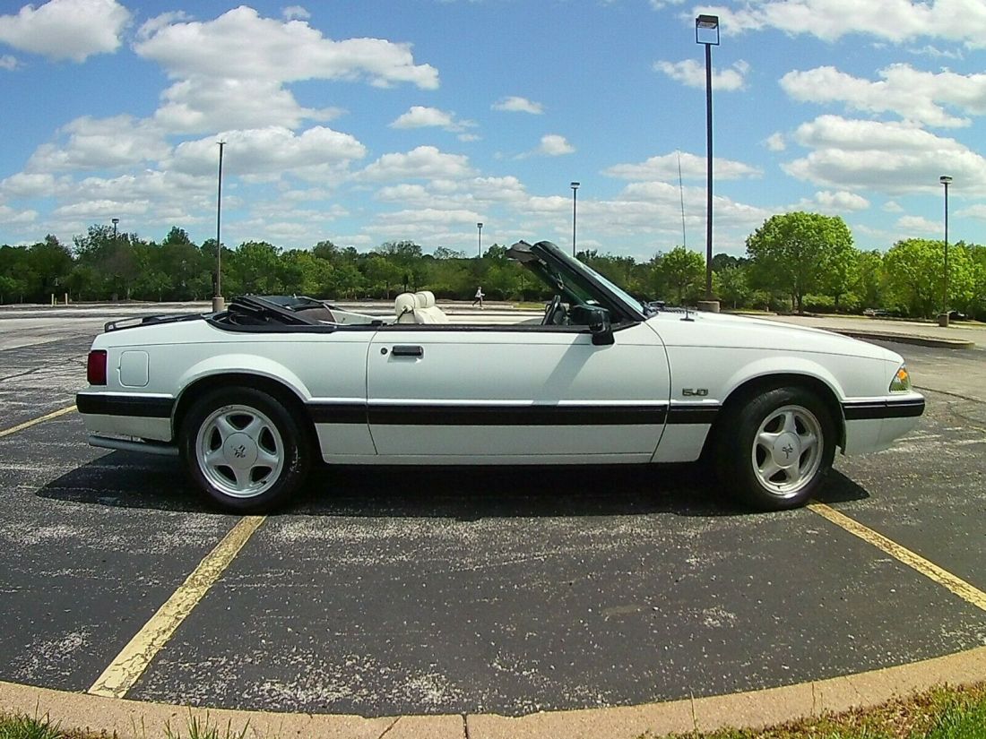 1991 Ford Mustang LX - photo 11