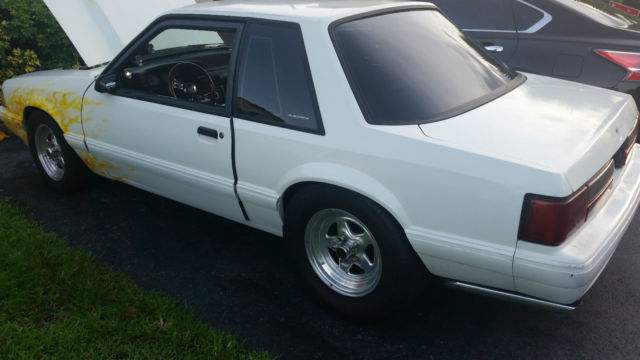 1991 Ford Mustang LX - photo 12