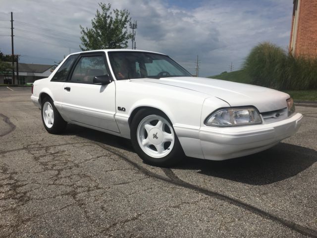 1991 Ford Mustang - photo 2