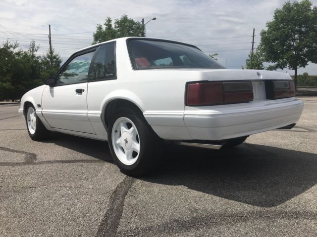 1991 Ford Mustang - photo 4